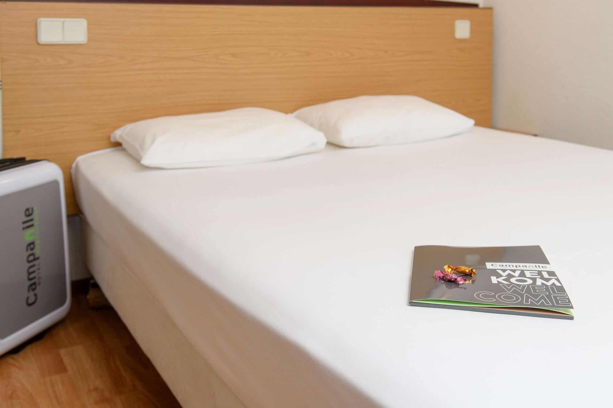 Campanile Hotel&Restaurant Leeuwarden Extérieur photo