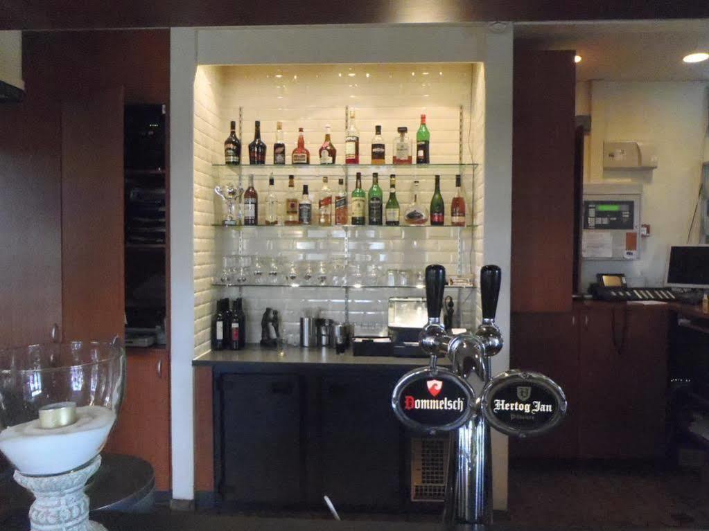 Campanile Hotel&Restaurant Leeuwarden Extérieur photo